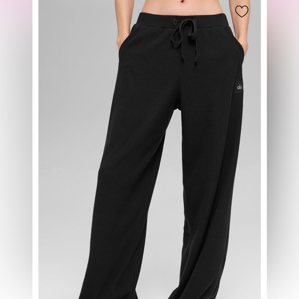 Alo Muse Black Wide Leg Pants